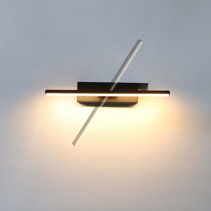 Moderne drehbare Leuchte im eleganten minimalistischen Stil