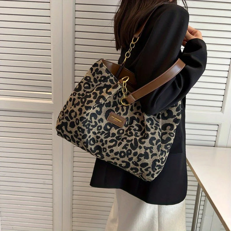 Elegante Damentasche mit Leopardenmuster