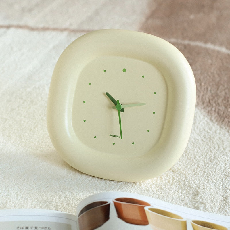 Milch Gelbe Blasen-Wanduhr
