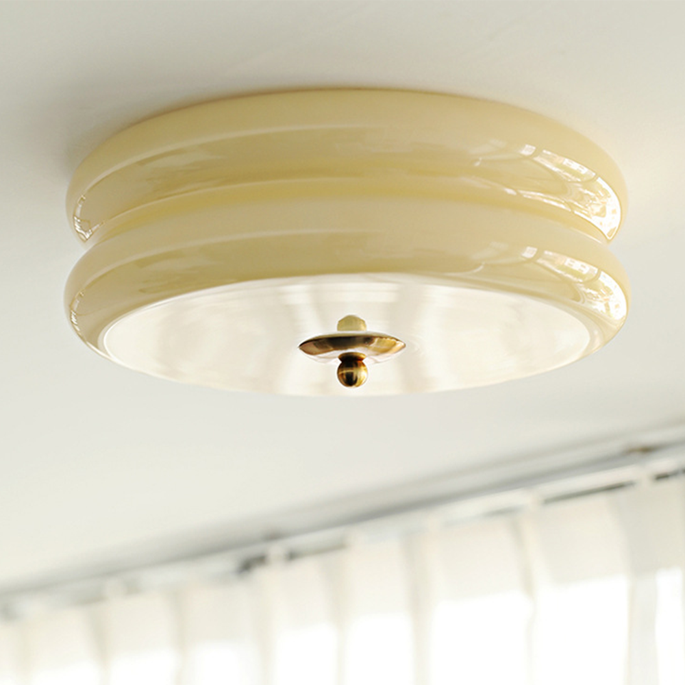 Elegante Minimalistische Deckenleuchte Mit Sanftem Licht