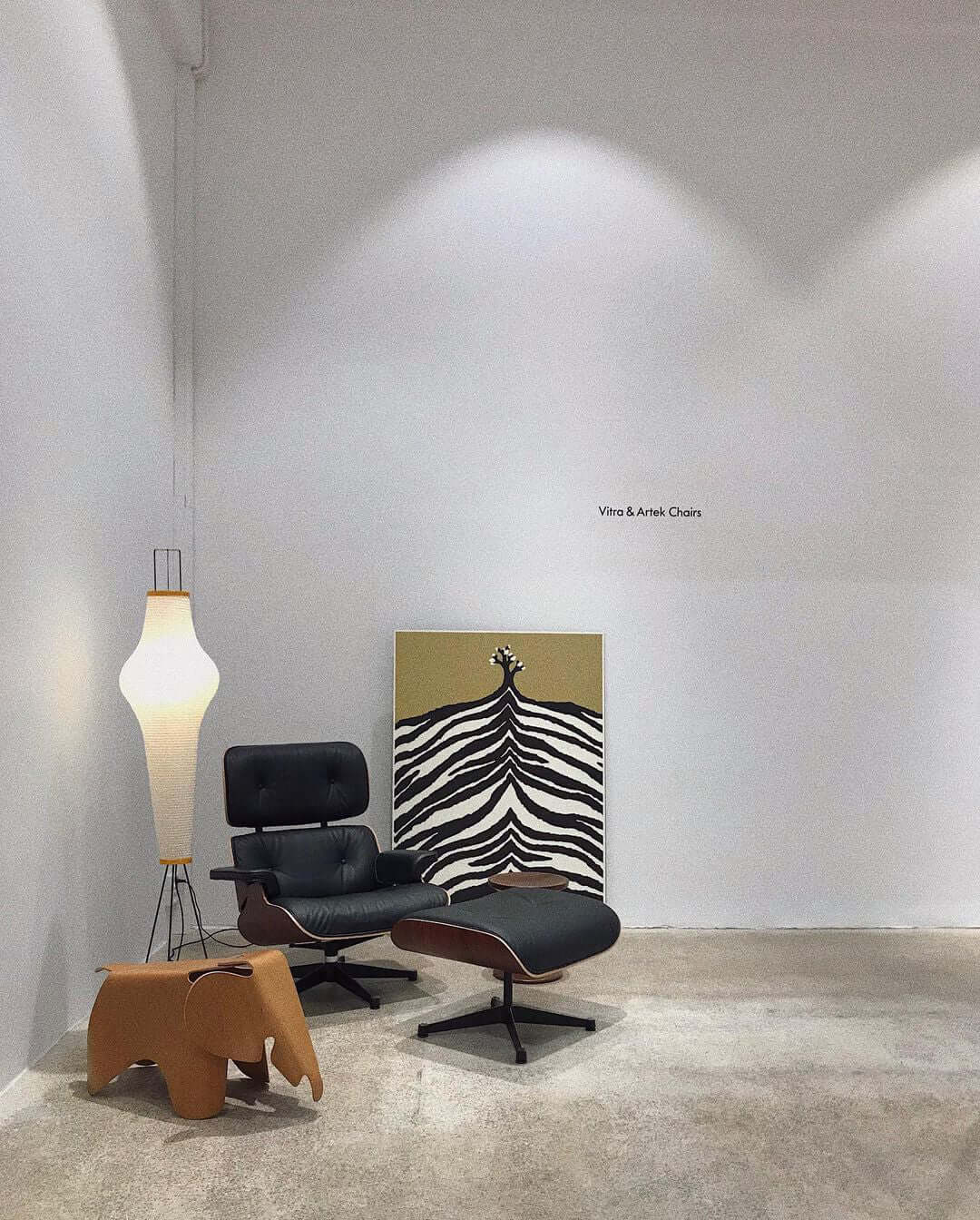 Skulpturale Japanisch Inspirierte Stehlampe