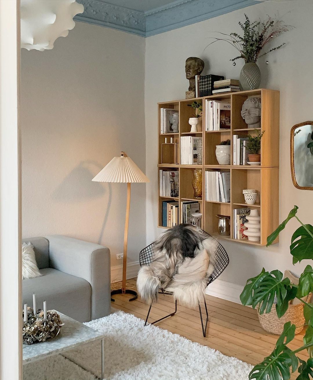 Gebogener Bogenrahmen Stehlampe