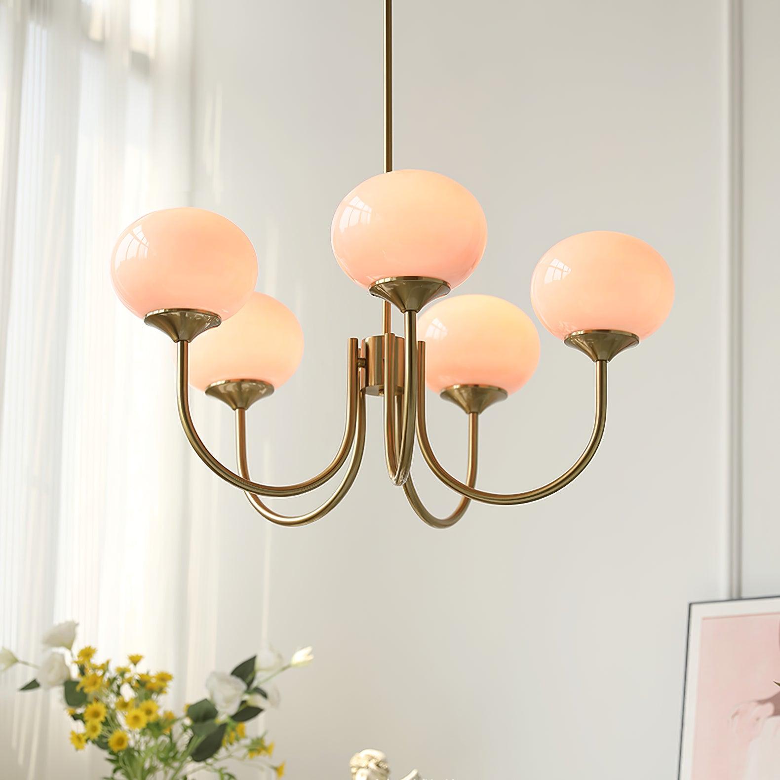 Eleganter Moderner Goldener Kronleuchter Mit Rosa Glasschirmen