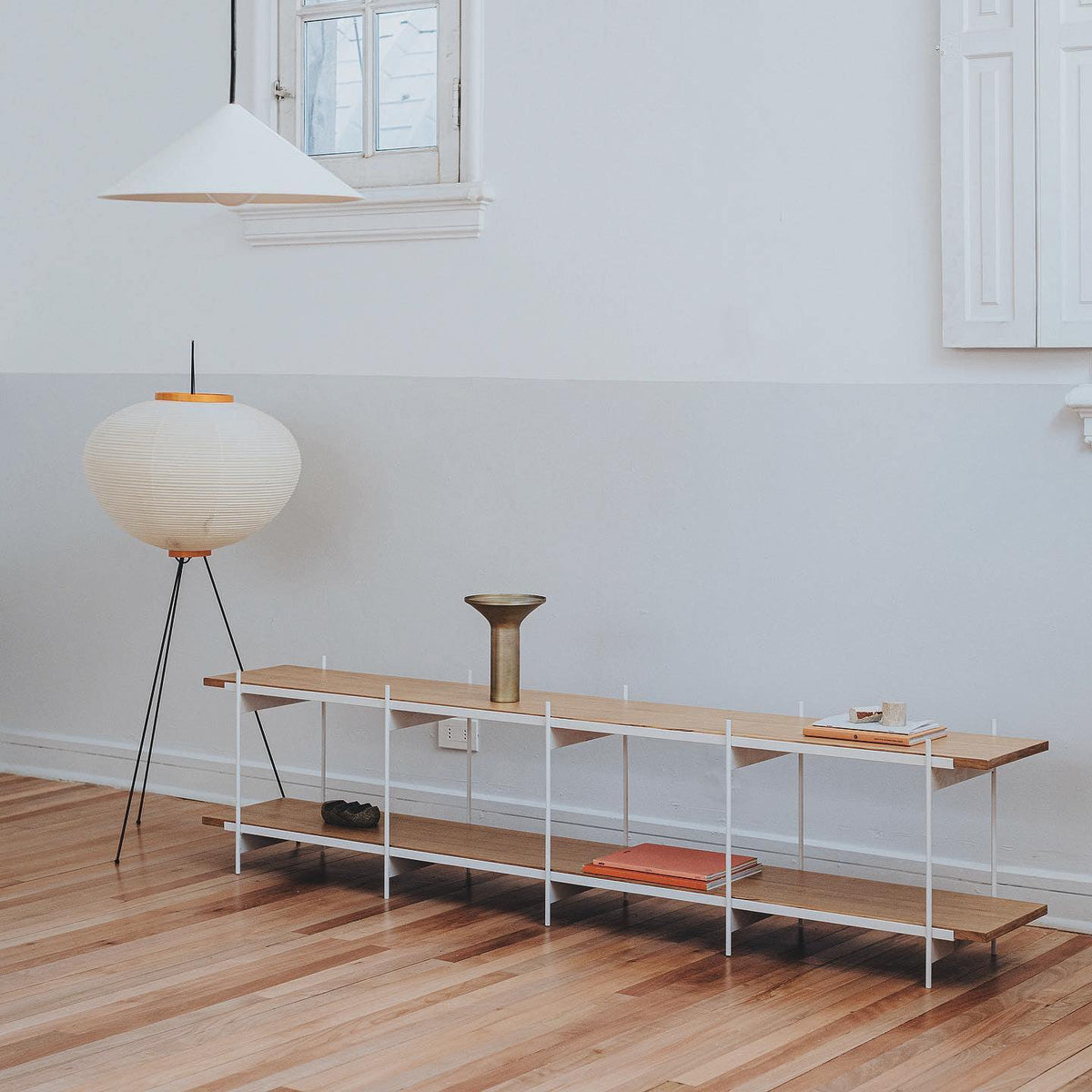 Skulpturale Japanisch Inspirierte Stehlampe