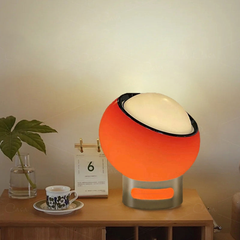 LumiGlow - Stilvolle Bauhaus Tischlampe mit Opalglas für Minimalistisches Design
