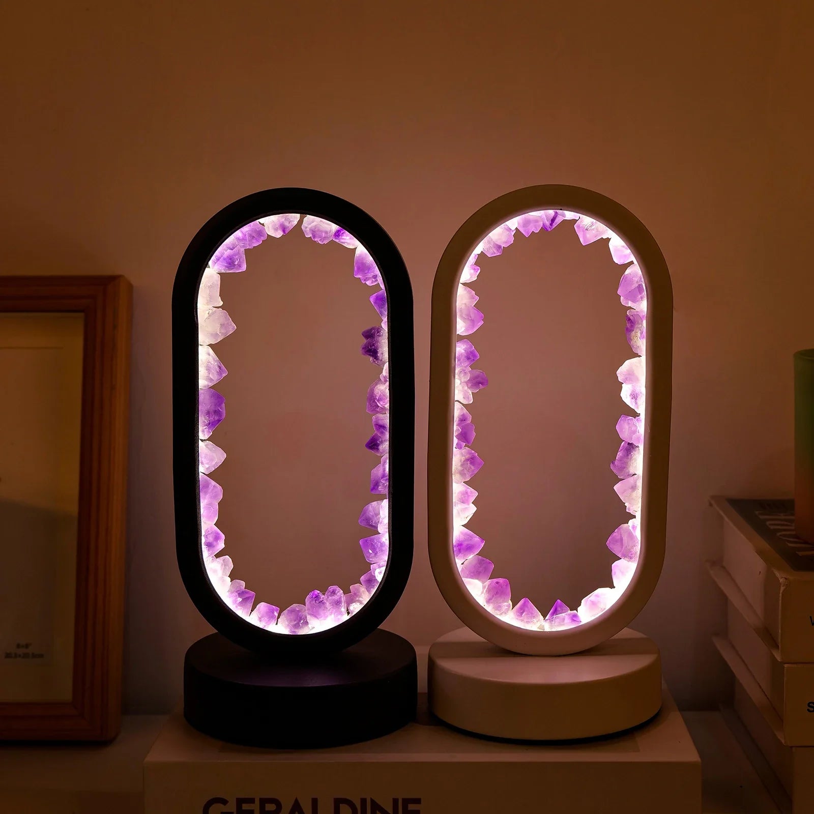 LumiGlow - Natürliche Amethyst-Lampe mit entspannender Lichtquelle für ruhige Atmosphäre