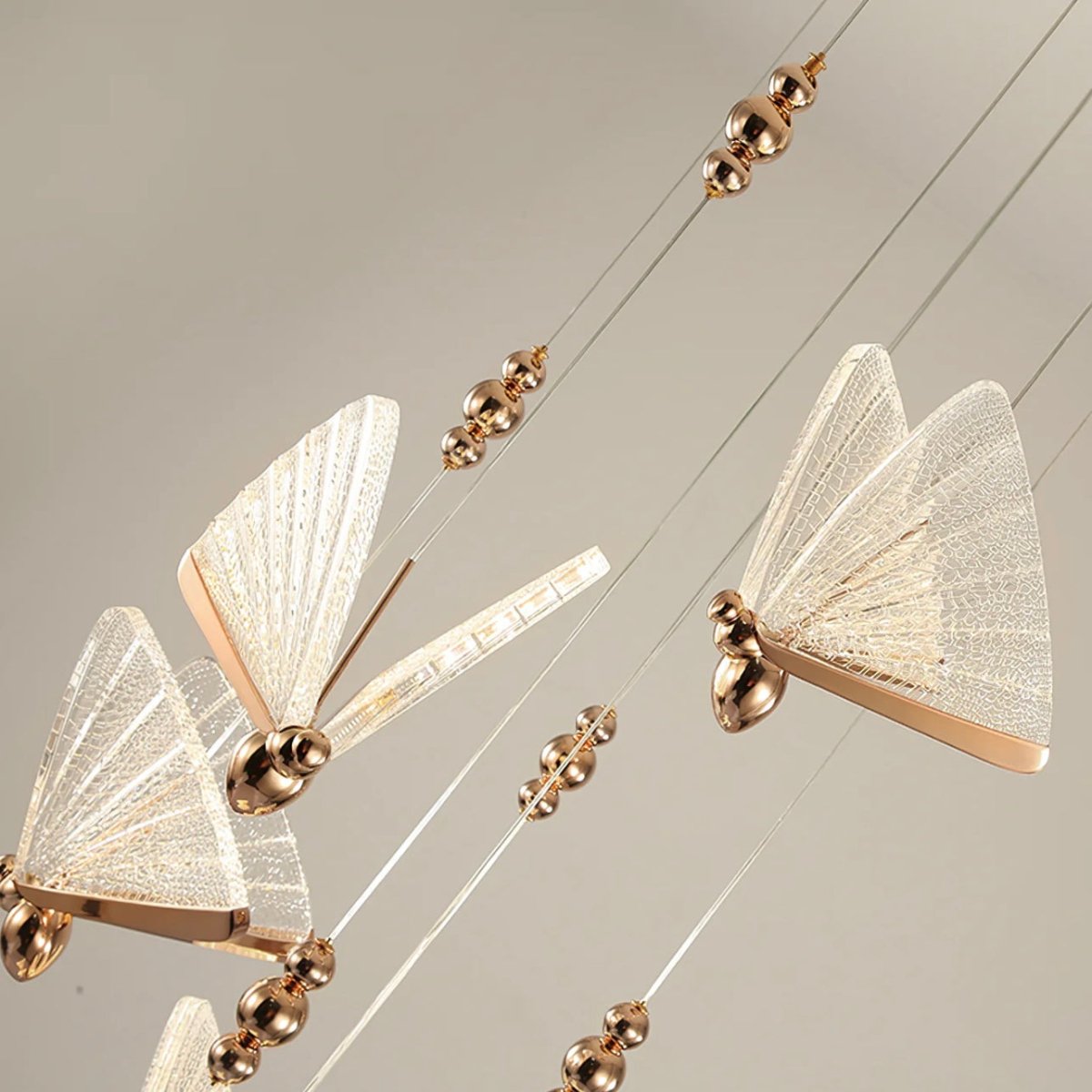 Elegante Schmetterlings-LED-Pendelleuchte