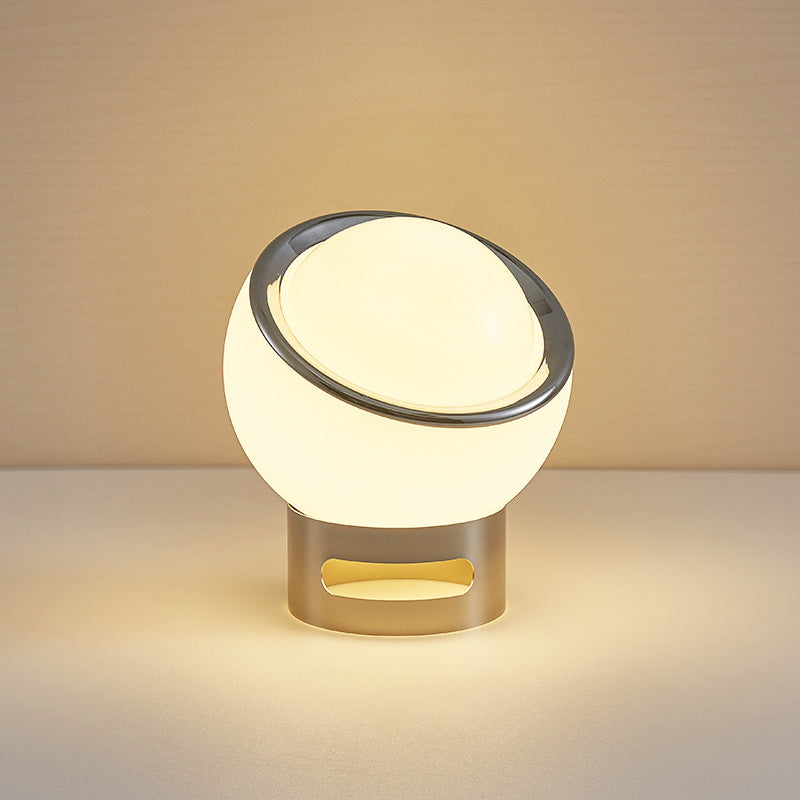 LumiGlow - Stilvolle Bauhaus Tischlampe mit Opalglas für Minimalistisches Design