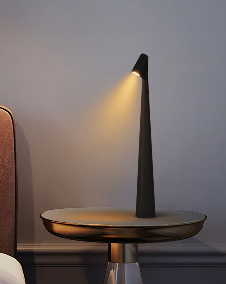 Minimalistische Tragbare LED Tischlampe