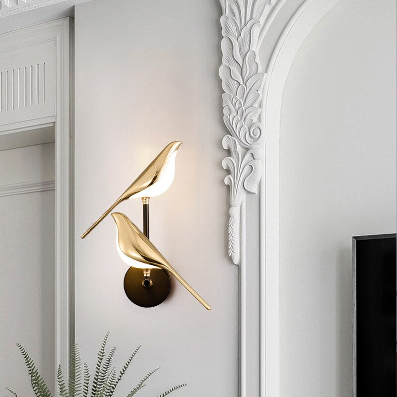 Goldene Vogel LED-Wandleuchte