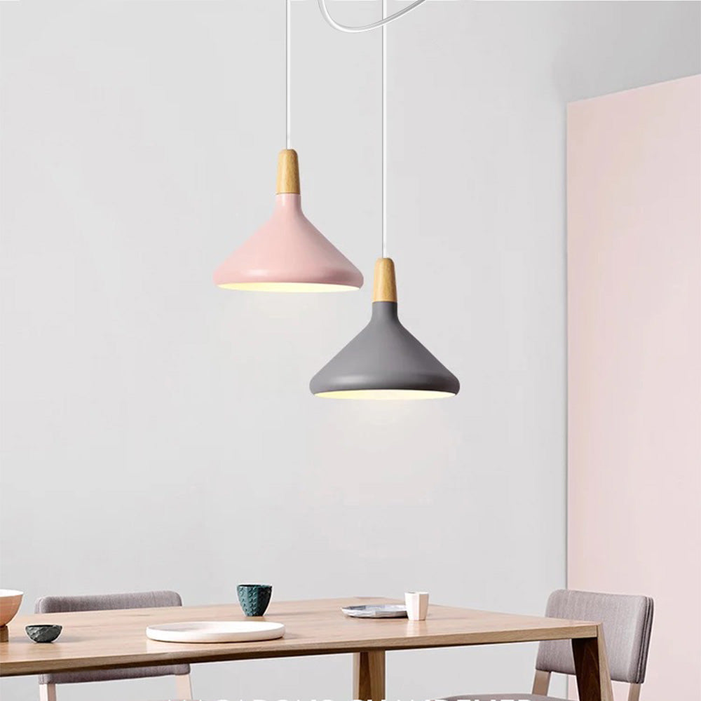 Verspielte Macaron Holz-Pendelleuchte