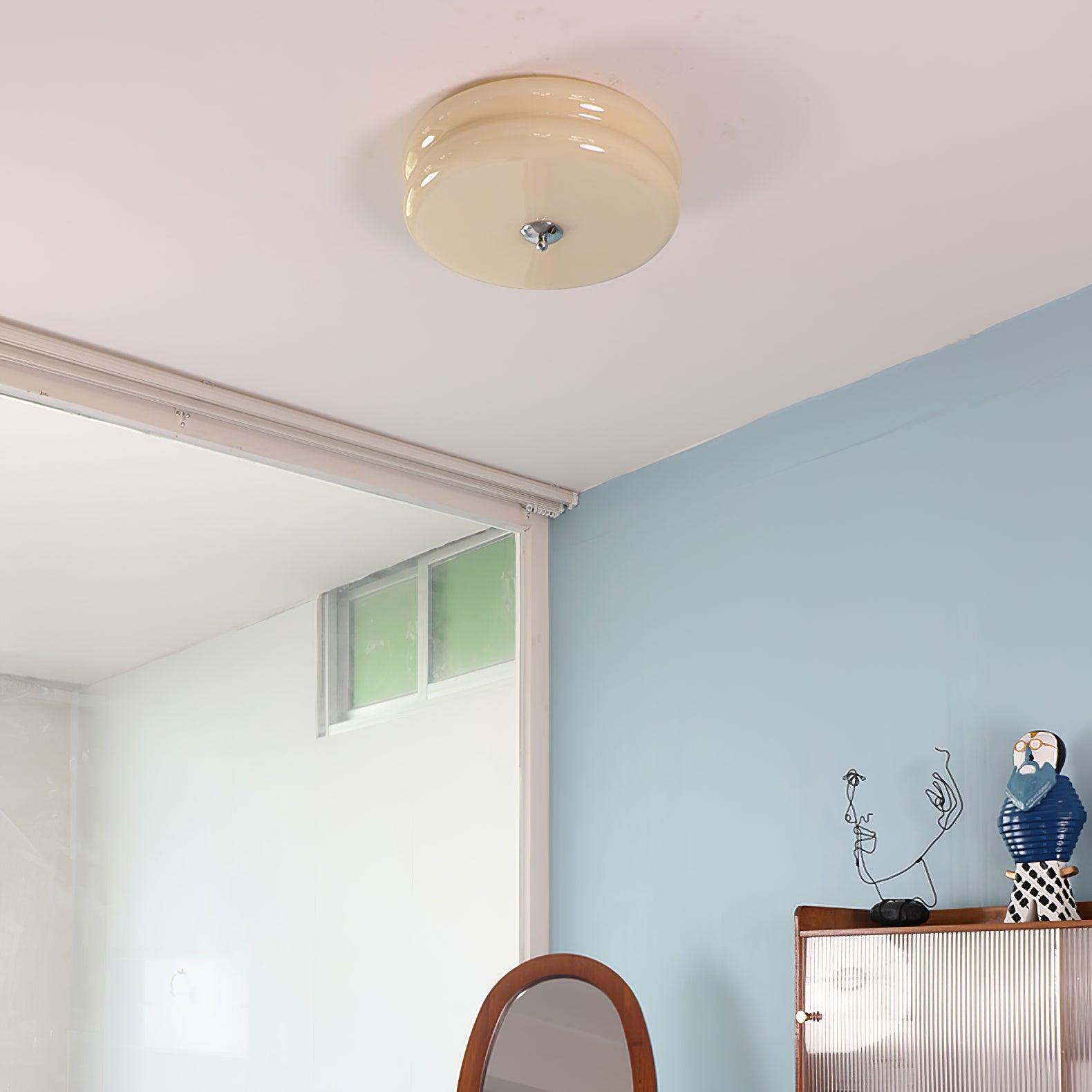 Elegante Minimalistische Deckenleuchte Mit Sanftem Licht