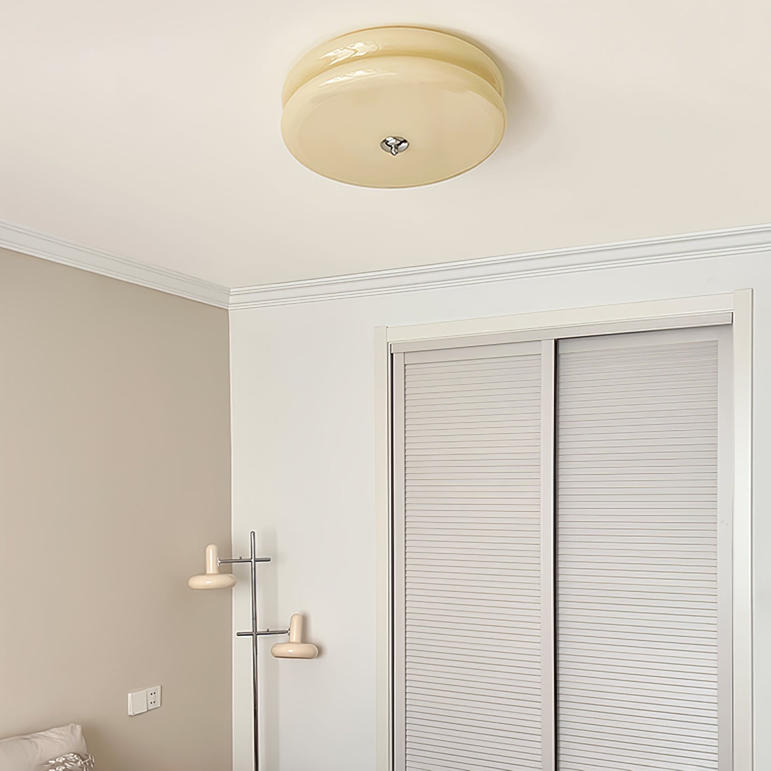 Vintage Deckenleuchte in Creme Rund