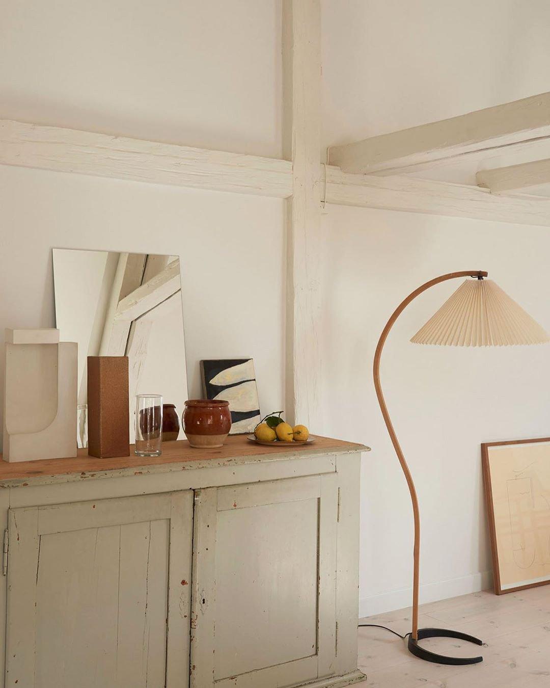 Gebogener Bogenrahmen Stehlampe