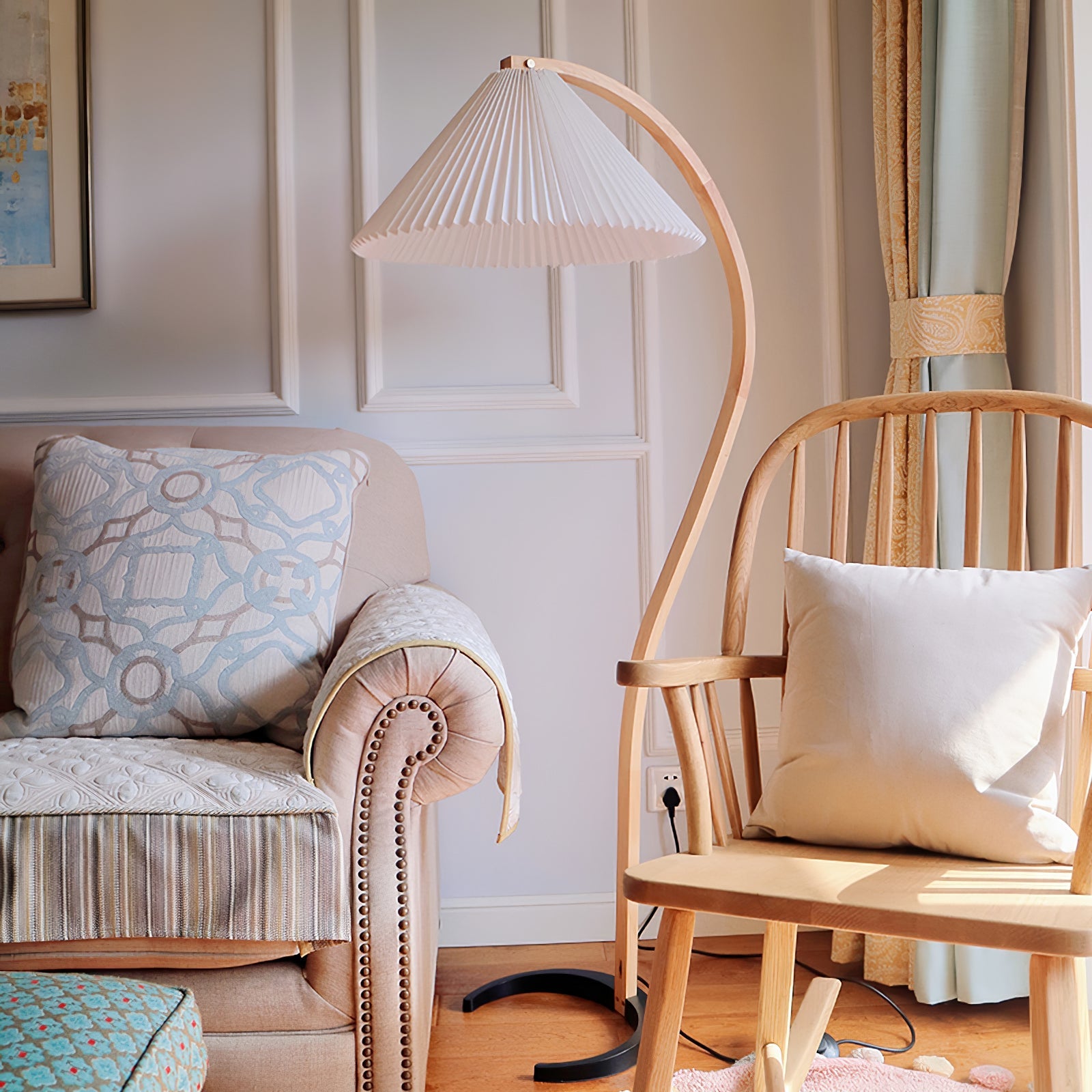 Gebogener Bogenrahmen Stehlampe