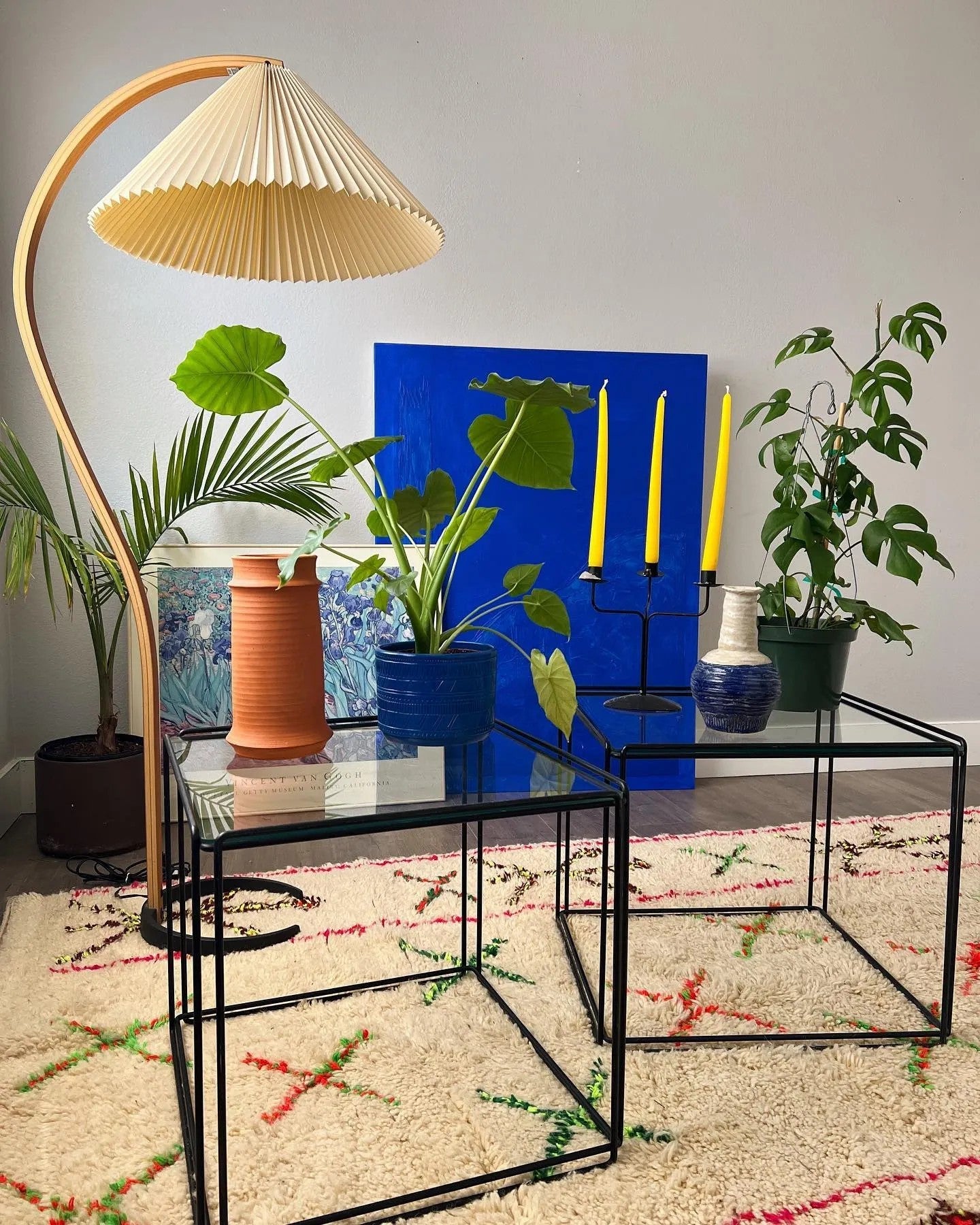 Gebogener Bogenrahmen Stehlampe