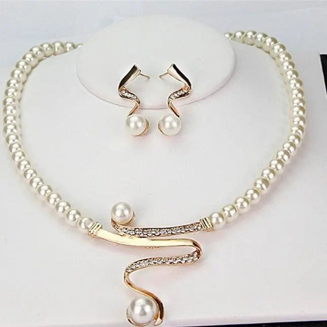 Perlen-Stil Halskette und Ohrring-Set für Damen