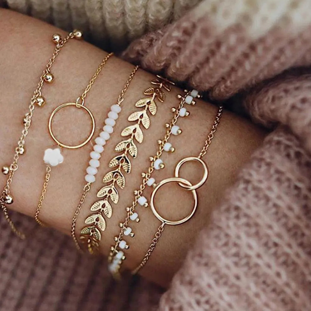 Lagenarmband-Set für Damen mit Blatt- und Charme- Designs