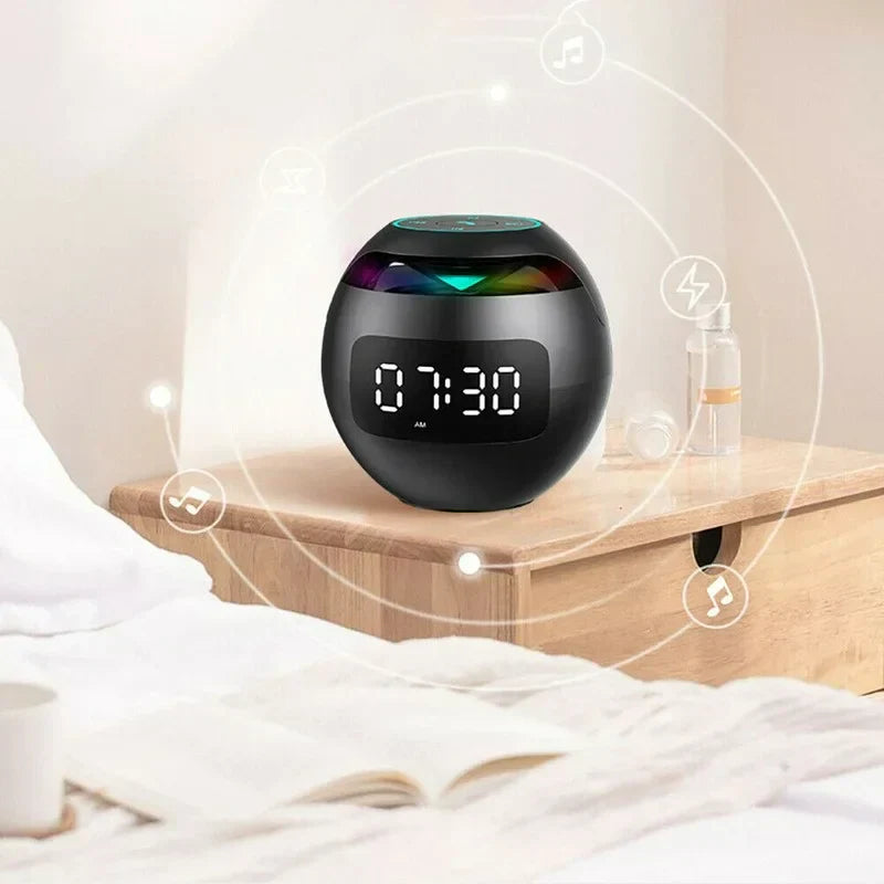 Digitaler LED-Wecker mit Bluetooth-Lautsprecher und Buntem Nachtlicht