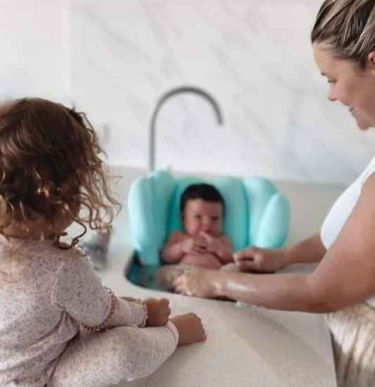 Baby Waschbecken Badende