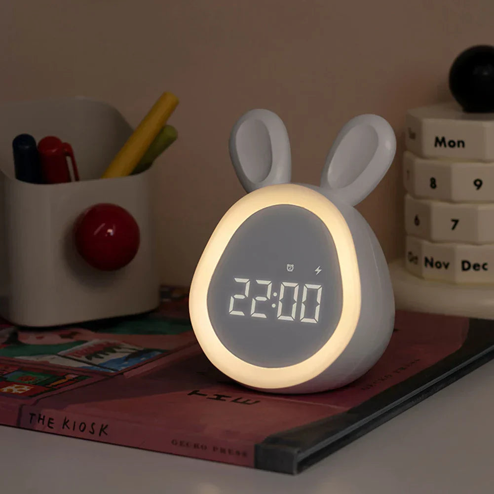 Digitaler LED-Wecker im Kaninchen-Design mit Nachtlicht
