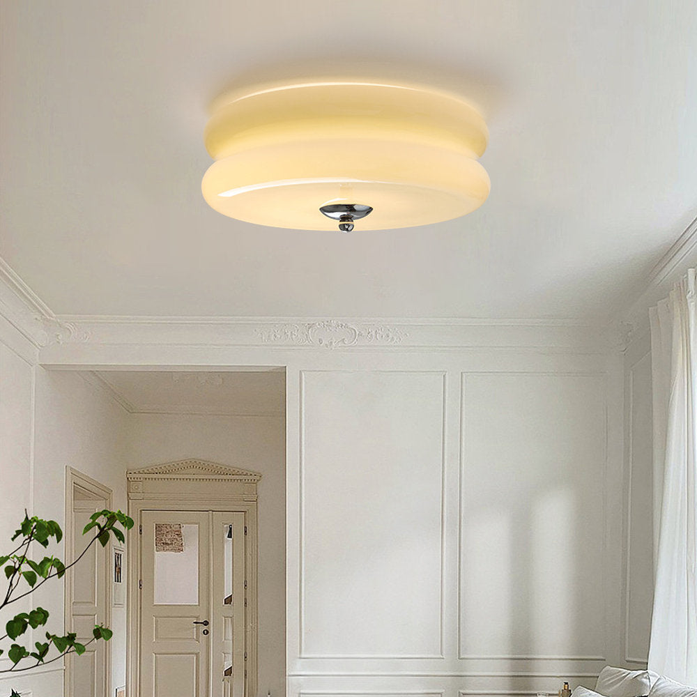 Elegante Minimalistische Deckenleuchte Mit Sanftem Licht