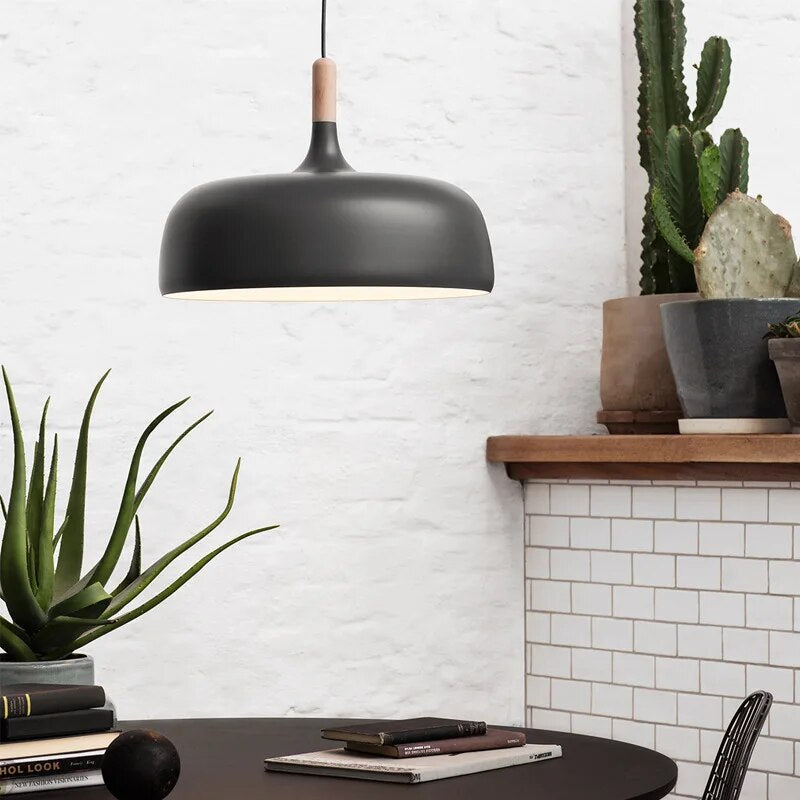 Pendelleuchte im modernen nordischen Design