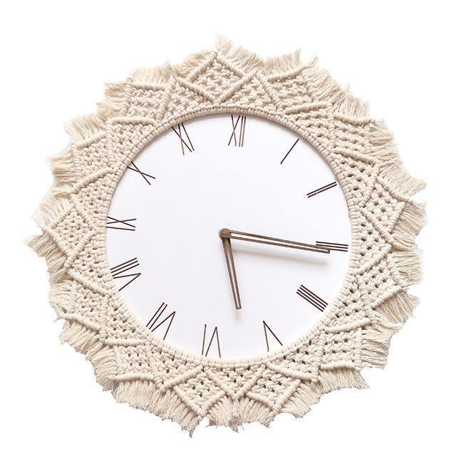 Wanduhr im Boho-Stil