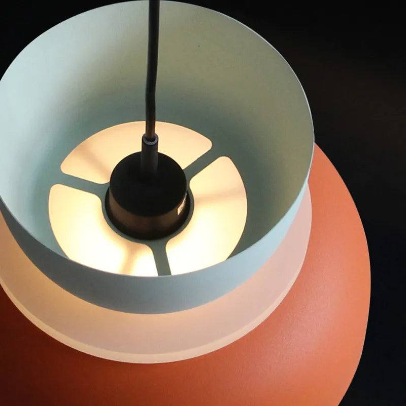 Moderne Bunte Pendelleuchte mit Schale Schirm